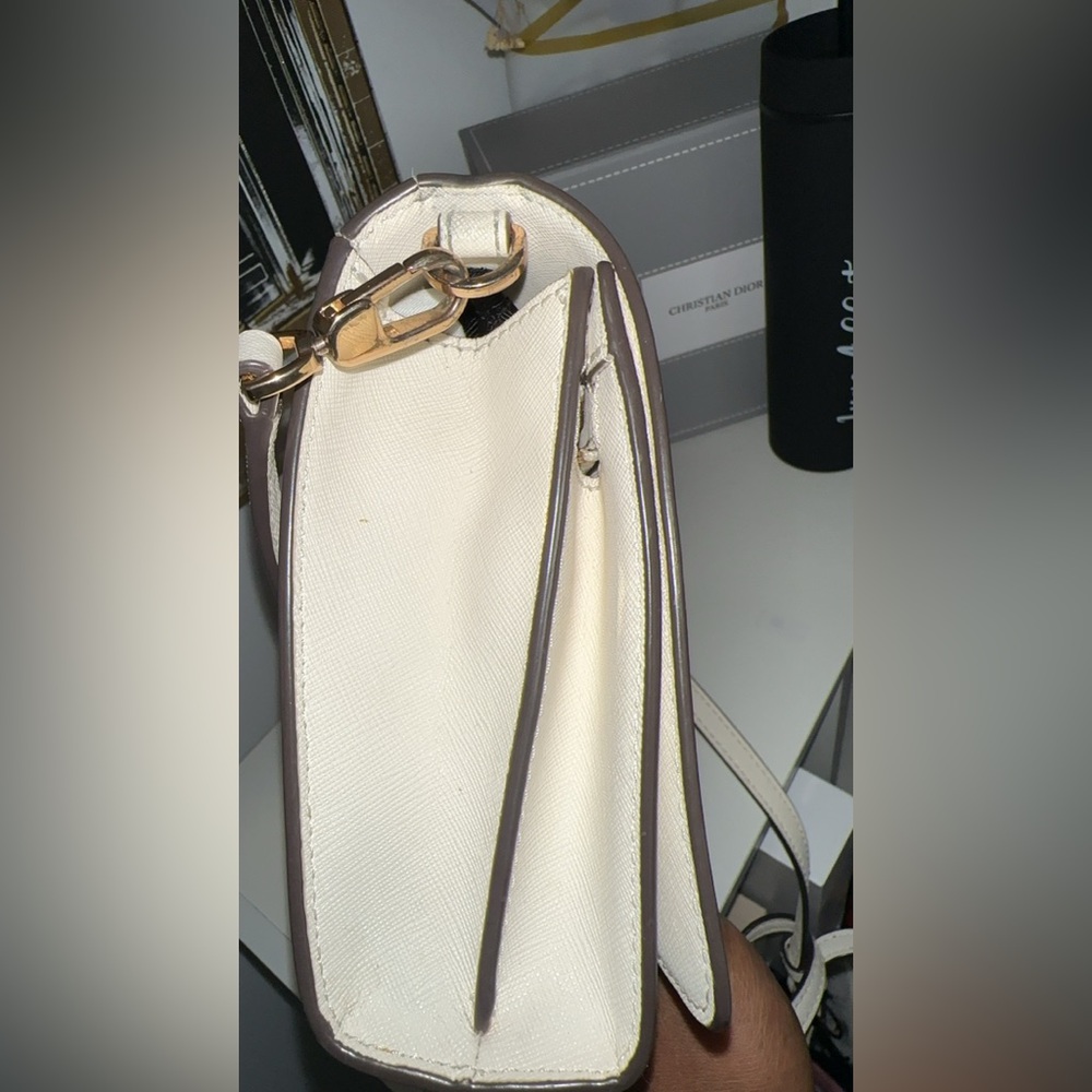 Tory Burch Ivory Crossbody Bag - Picture 8 of 10